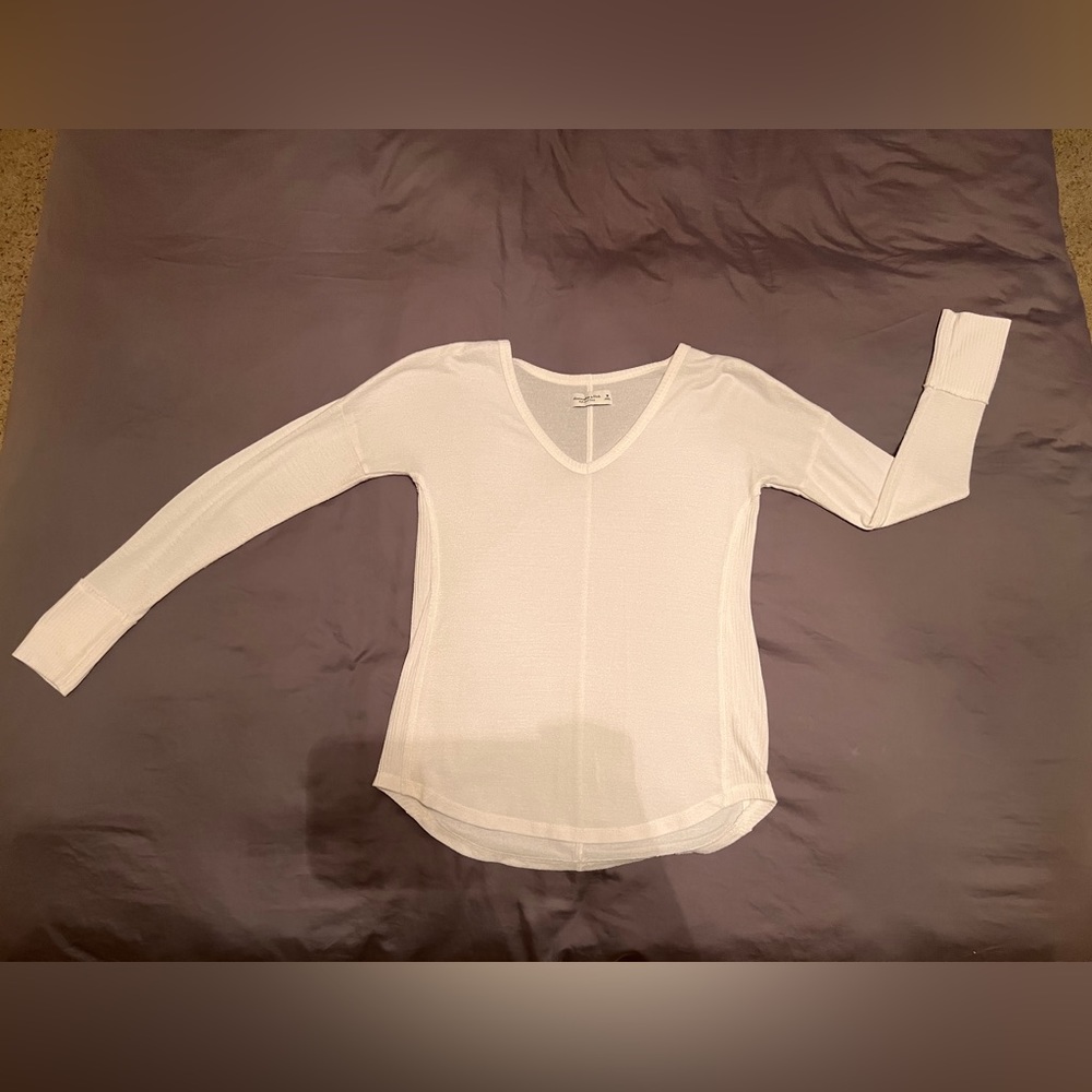 Abercrombie & Fitch Soft A&F Cozy V-Neck Drop Sleeve Sweater